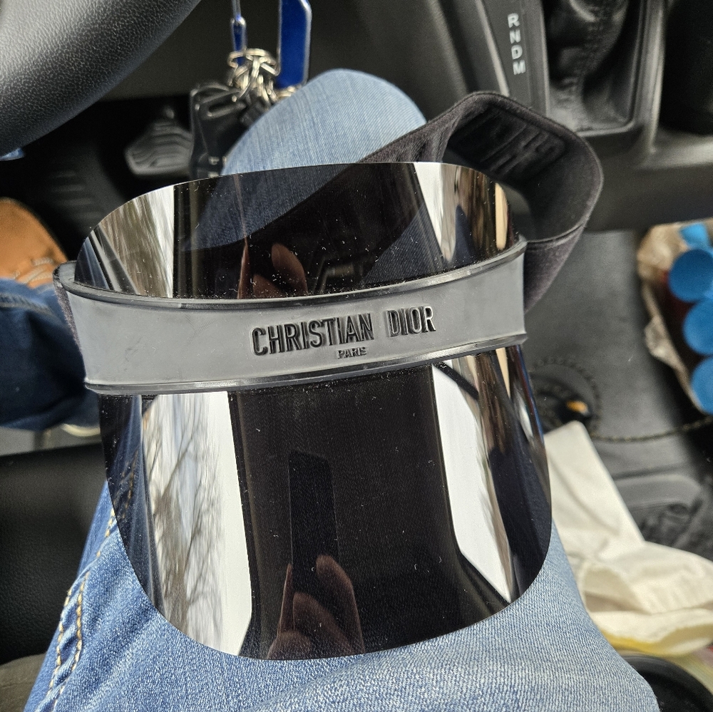 Christian Dior Black Sunglasses Visor - Picture 6 of 8